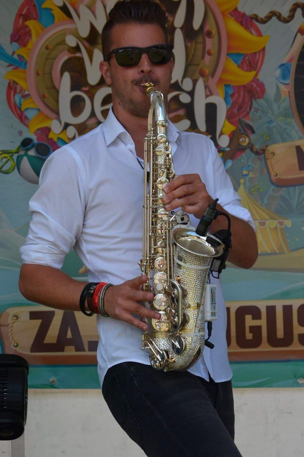 MrSaxo-B