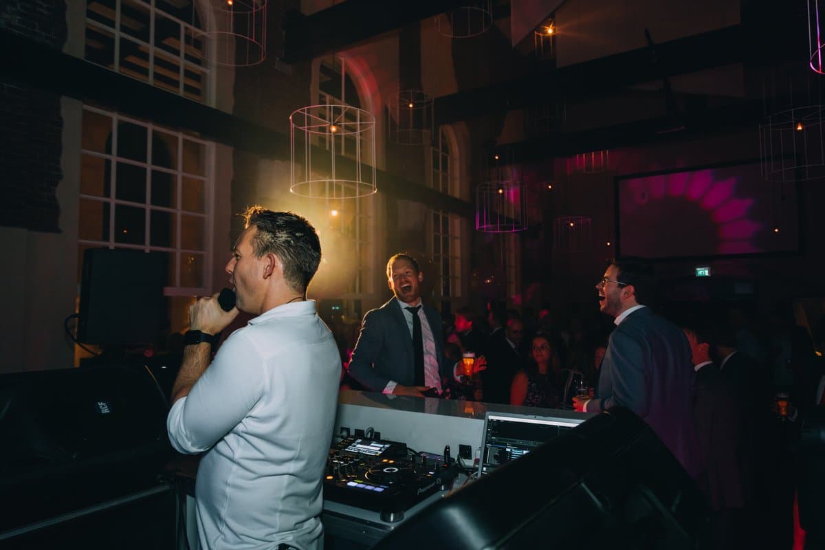 Van verzoekje tot setlist: zo werkt een muziekoverleg